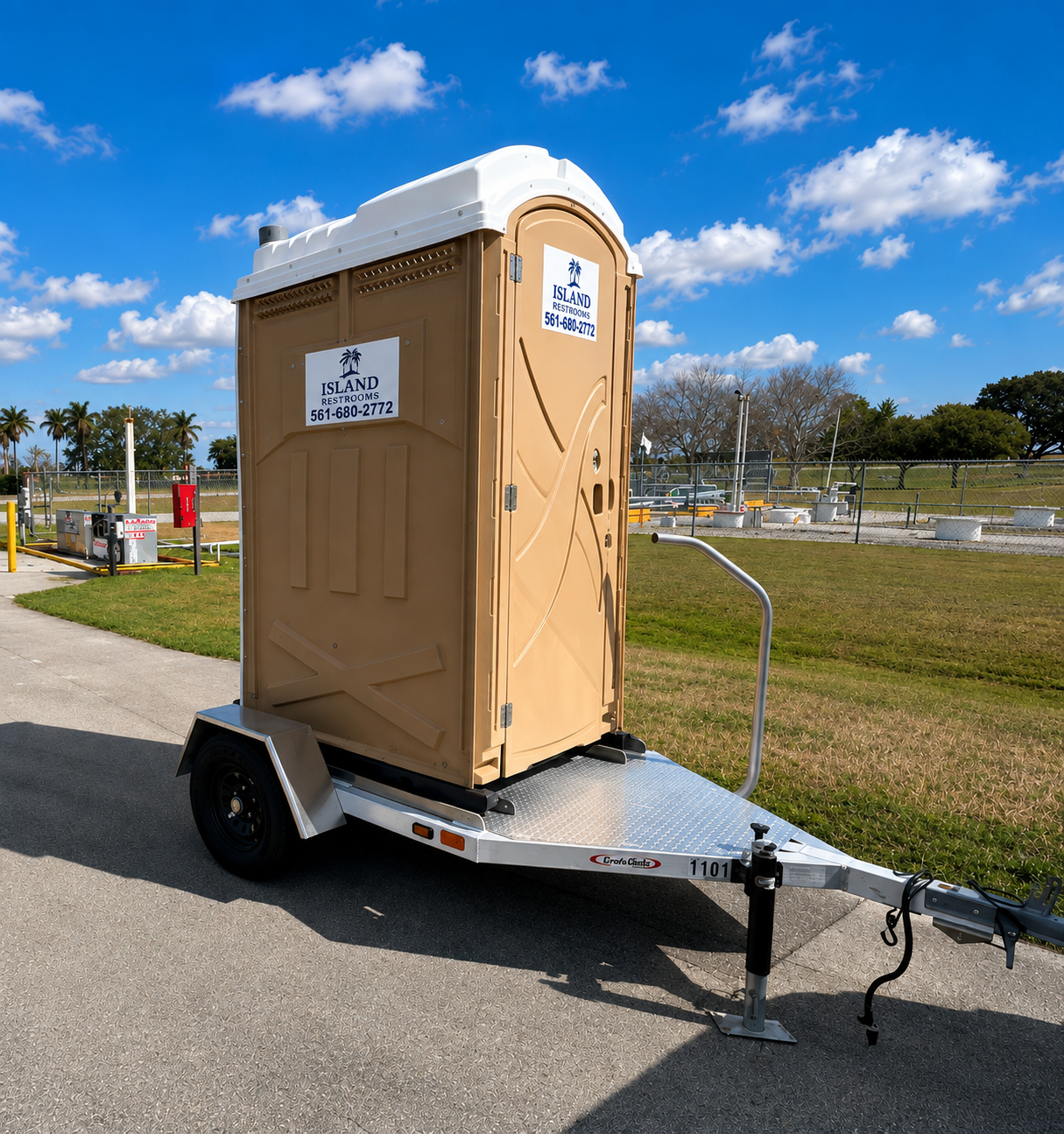 SUT and TUT portable toilet trailers for job sites in South Florida and the Florida Keys